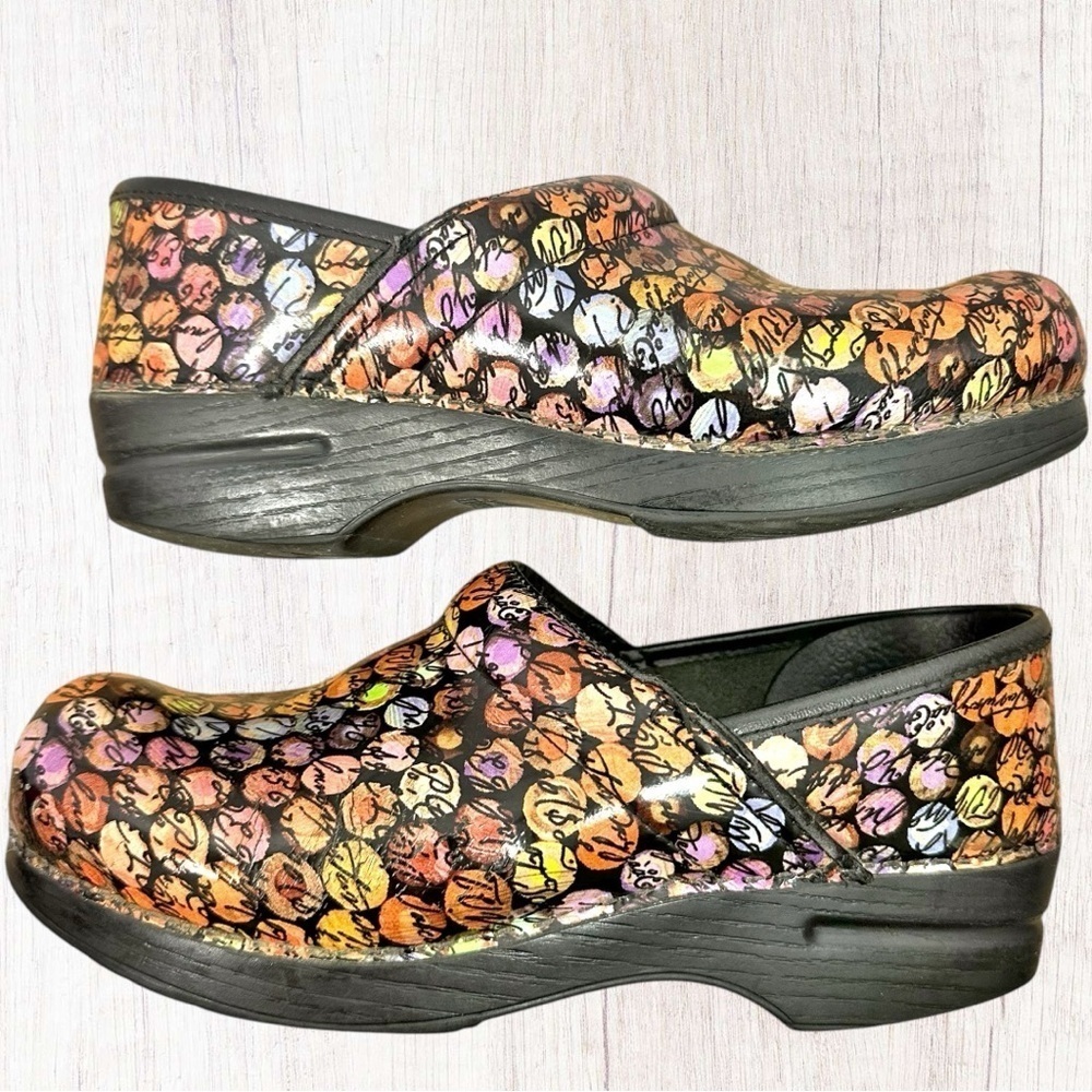 Dansko- Multi Color Dot w/ Script Printed Stapled Leather Classic Clog- Size 39 - Picture 4 of 10